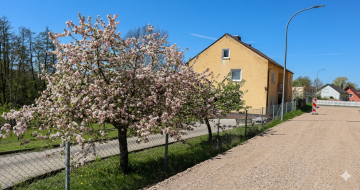 Frisch Renovierte Erdgeschoss Wohnung mit Garten und Garage, 93090 Bach an der Donau / Demling, Erdgeschosswohnung